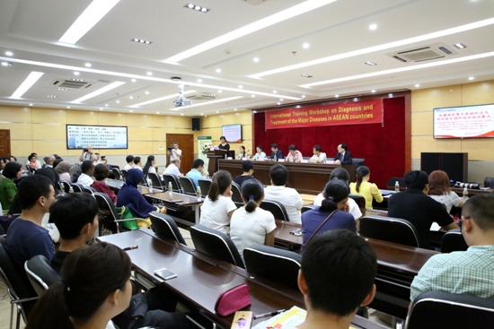 1447723198113991.jpg 闭幕式现场.JPG