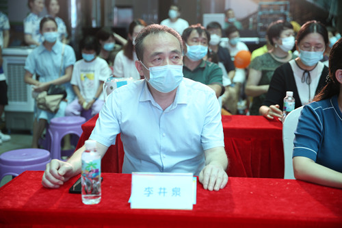 李井泉院长_副本.jpg